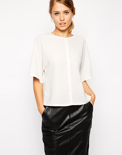 Contrast Collar